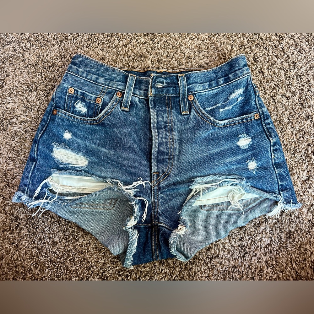 Distressed Women's Levi's 501 Original Shorts